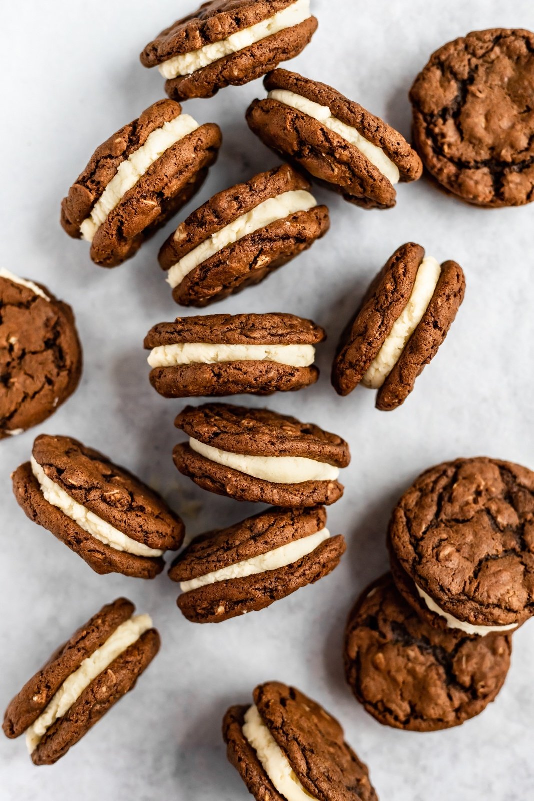 gingerbread oatmeal cream pies