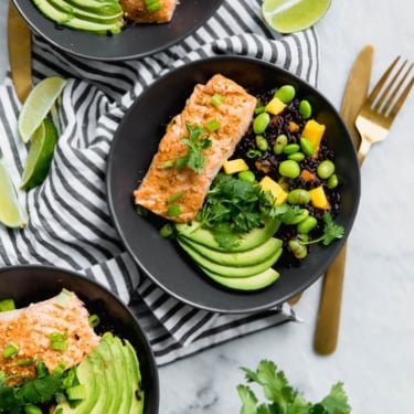 salmon bowls with avocado and black rice