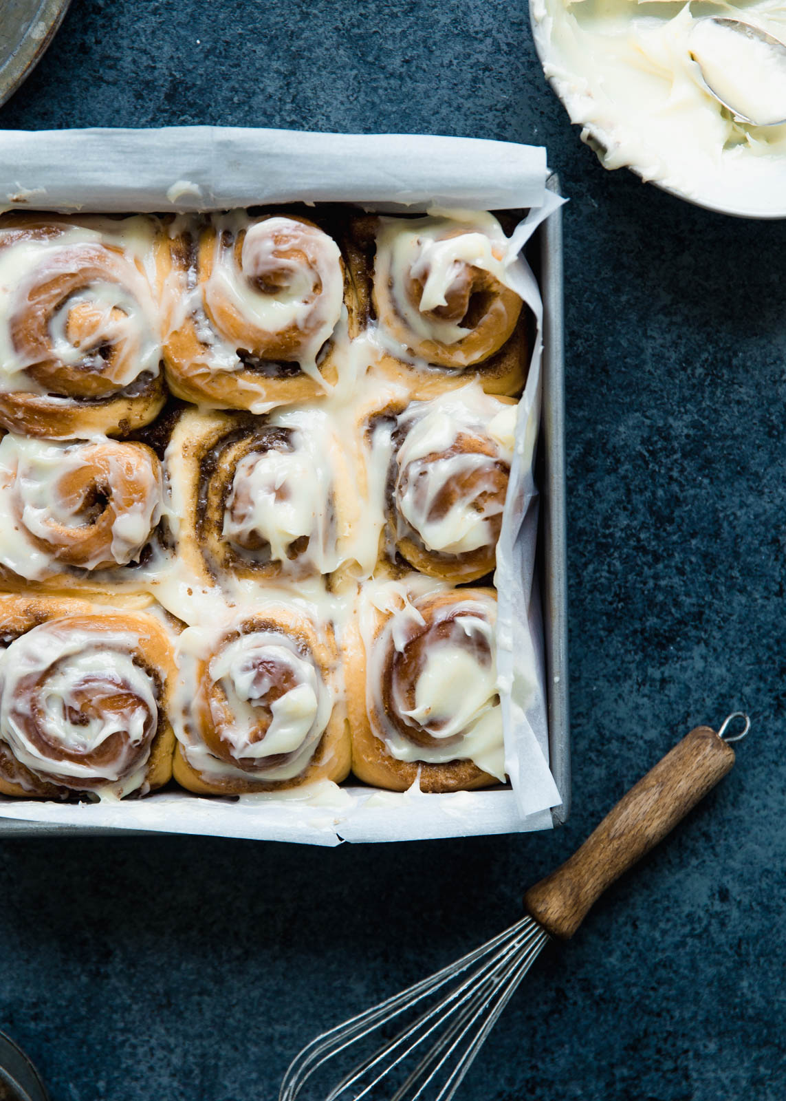 the best cinnamon rolls in a baking pan